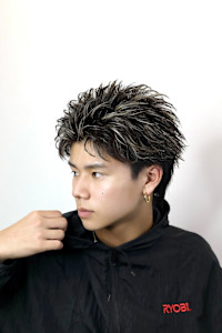 スパイキーフェザーショート - メンズヘア整形サロン GOALD 渋谷本店掲載