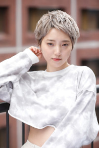 レディースボウズスタイル×ホワイトブリーチ - 【全席半個室】髪質改善×ヘッドスパLaLarOomo 渋谷公園通り店【ララルーモ】掲載