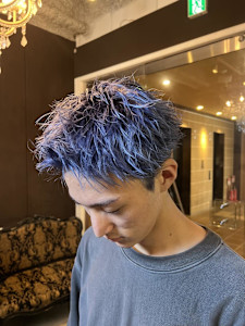 奇抜ブルー スパイキーショート - メンズサロン growth天神店【メンズサロングロウ】 メンズカット/メンズパーマ/眉毛掲載