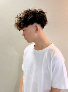 【老沼】フェード×スペインカール - STYLE 茅ヶ崎 smart salon掲載