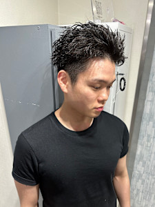 メンズ ツイストスパイラル 池袋 - GLADGE池袋/ダブルカラー/ブリーチ掲載