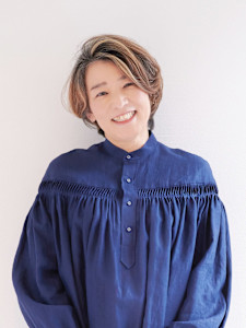 【えがお美容室 奈良店】白髪カバーに◎グレイヘア＆ハイライト - えがお美容室 奈良店掲載