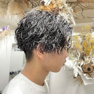 ツイストパーマ［五条駅/京都駅/七条駅/四条駅/烏丸駅］ - S.i ハイライト・ブリーチ・トリートメント・髪質改善掲載