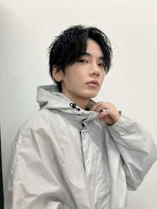 無造作センターパート - Lond un Maison. 原宿【ロンド アン メゾン】掲載