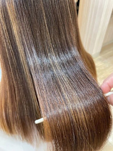 髪質改善　縮毛矯正 - X-axia 【シース・アクシア】掲載