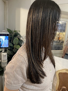 流行りのレイヤーたっぷりハイライトロングヘア梅ヶ丘美容室 - CHAINON掲載