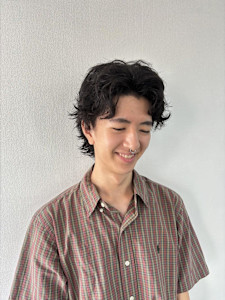 ミディアムウルフ/ウルフパーマ/センターパートパーマ - AO。掲載