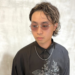 カール　パーマ　ミディアム　マンバン　ツーブロック - i l l掲載