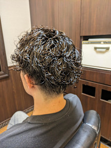 アシンメトリーアクティブパーマ - Barbering Method produce byヘアサロン大野掲載
