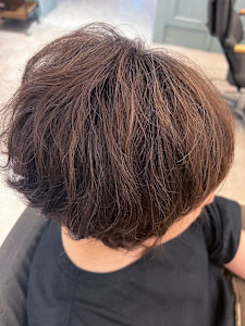 【jurer栄駅3分】脱白髪染め☆白髪ぼかし - hair jurer deux掲載