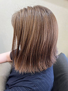 【jurer栄駅3分】脱白髪染め☆白髪ぼかし - hair jurer deux掲載