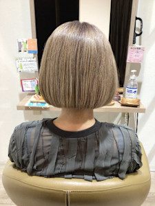 オシャレにグレイヘアを - LOHAS Hair ANGIE掲載