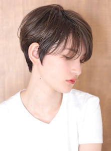 40代50代小顔黒髪ネビージュボブルフワンレンショート - INCEPTION  GINZA 銀座掲載