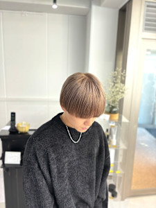 メンズミルクティーベージュ - scene by pizzicato掲載