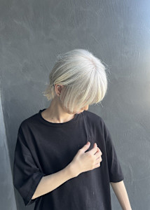 ホワイトブリーチ - LA CALMO掲載