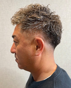 ニュアンスパーマ×スペインカール×スキンフェード