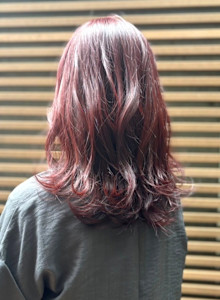 深みボルドーワインレッドブラウン赤髪大人女子秋カラーうるツヤ - Hair & Nail Eve 新浦安店掲載