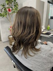 イノアカラー×ハイライト - newi 所沢掲載