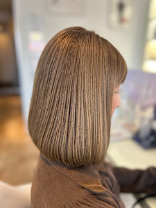 極細ハイライトボブヘア - AGEE GARDEN 【アージェガーデン】掲載