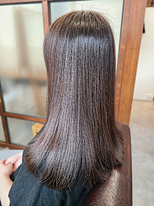 カット×アッシュグレイカラー×酸性ストレート - 髪質改善半個室サロンSparkleセンター南美容院掲載