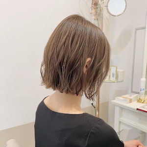 切りっぱなしボブ×シアベージュ - francesca.bob掲載