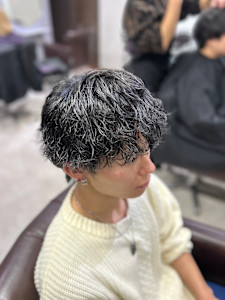 韓国風シャドウパーマ - GLADGE池袋/ダブルカラー/ブリーチ掲載