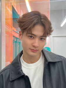 ニュアンスセンターパート - メンズサロンPORT浦和 ツイストスパイラル/波巻き/ブリーチ掲載