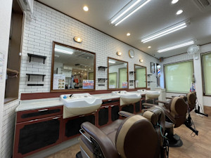 Cut-one 江北本店(カットワンコウホクホンテン)