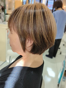 ショート×アンブレラカラー《白髪ぼかし》 - AVENIR 我孫子店掲載