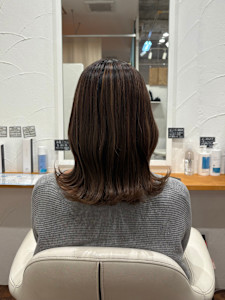 白髪ぼかしハイライト - Hair Salon Leaf掲載