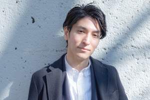 爽やか耳掛けアップバング - hair detail BOWTIE掲載