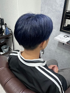 ネイビーブルー - GLADGE池袋/ダブルカラー/ブリーチ掲載