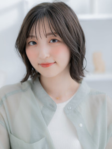 外ハネアッシュグレージュ小顔クセ毛風ボブ　韓国風巻き - mod's hair【モッズヘア】上尾/上尾西口店掲載