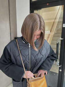 【住野　桃香】ラベンダーベージュ　ケアブリーチあり - a mark掲載