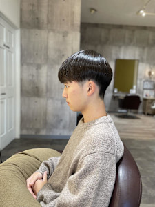 ノースタイリングでまとまるツーブロック - ARCH掲載