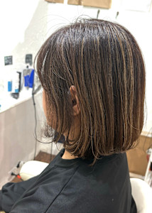 白髪ぼかしハイライト - Hair Salon Leaf掲載