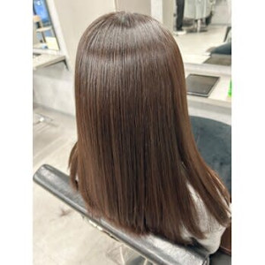 ずっと触りたくなる質感！酸性ストレート！ - newi 所沢掲載