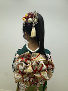 成人式ヘア 高めポニーテール /コノミ.大船 - FACE。大船掲載