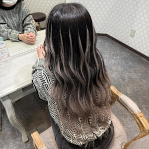 シルバーグラデーション - Bulansis Hair掲載