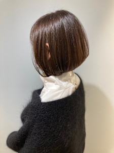 前下がりグラボブアッシュブラウン上品大人カラー赤羽人気美容室 - CHAINON 赤羽店掲載