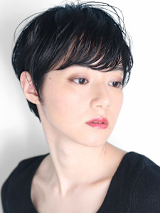 ショート・ボブ/白髪ぼかし/ハイライト/絶壁解消/