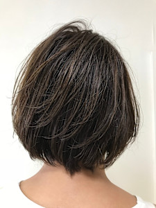マッシュローレイヤーボブ - 美容室Stella掲載