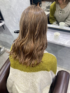 ブラウンベージュ - GLADGE池袋/ダブルカラー/ブリーチ掲載