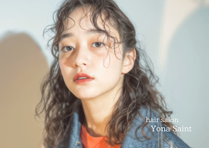 Yona Saint(ヨナサン)