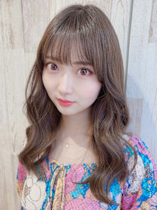 山村/グレージュゆふるわロングヘア/巻き髪風パーマ銀座 - Euphoria 銀座本店 Smart Salon【ユーフォリア】掲載