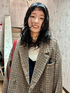 ミディアムウェーブ - RoLLy hair design hiroshima掲載