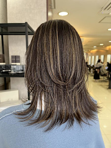 30.40代白髪ぼかしハイライトグレージュロング - prize 池袋【プライズ】池袋西口店掲載