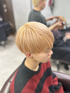 ブロンドベージュ - GLADGE池袋/ダブルカラー/ブリーチ掲載