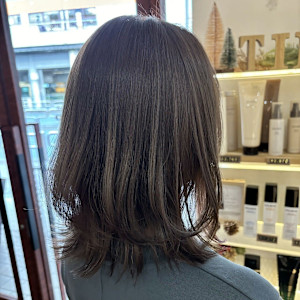 【さすだ】レイヤーカット×暗めオリーブグレージュ - tip・top町田店掲載