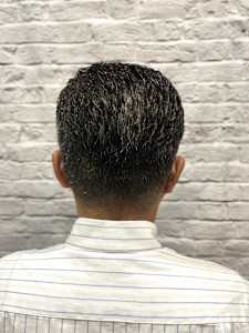 ツーブロックで作るオールバックスタイル - グレイスフルバーバー プラチナム掲載